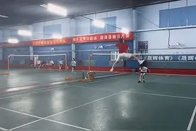 “我去你的羽球梦” #羽毛球 #源式羽球团 #源式羽球视频封面