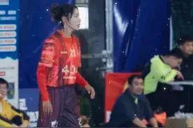 #足球女孩 #一起踢球吧 @抖音短视频 唯有足球不可辜负视频封面