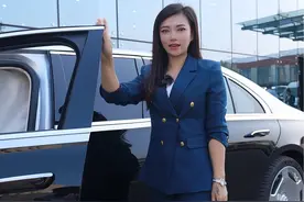 美国加长版普尔曼奔驰迈巴赫系列4驱车型6缸3.0t是不是你的座驾？#星巢玩车人 #奔驰迈巴赫加长版 #奔驰加长版@DOU+小助手视频封面