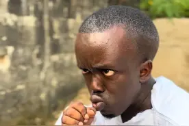 黑娃也晓得天下武功唯快不破无坚不摧 #四川方言#搞笑视频#搞笑配音视频封面