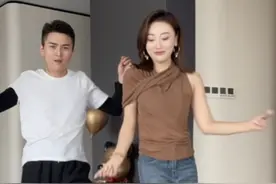 好吧，我承认表情管理上我输了～@抖音短视频#探故知舞蹈挑战  #夫妻舞蹈简单又好看视频封面