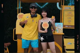 把遗憾留给昨天 把快乐留给夏天 #chill一夏玩出涩  #这是我爱的夏天#维他柠檬茶一笑玩出涩