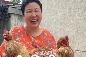 下雨天没事干嚯嚯鸡，好吃的大盘鸡出锅了，还是鲜嫩入味香辣过瘾#我的乡村生活 #大盘鸡的家常做法 #好吃到停不下来 #农村散养土鸡视频封面