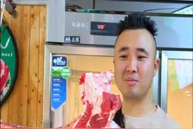 梅姐吹空调不舒服发烧了，老苗亲自下厨做东北铁锅炖，给她补身体