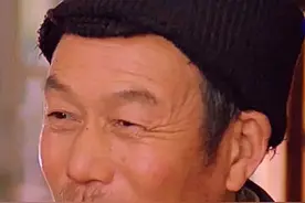 哪个父亲不爱自己的孩子，即使再怎么艰苦视频封面