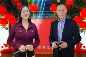 #十送红军歌曲小视频 #唱红歌弘扬正能量 #无缝合拍对唱#@DOU+小助手