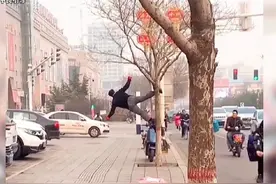 三点人类最高光时刻#看一次笑一次哈哈哈😂视频封面