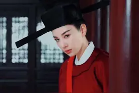 人人夸我潘安貌，原来纱帽罩婵娟 #星引力计划 #变装 #女驸马