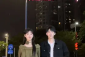 姐姐好像很不情愿呀@蚂蚁大姐姐 #浅跳一下视频封面