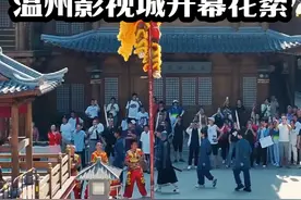 #旅行推荐官 #温州温州 2024.7.8日温州影视城开慕了，第一天拍摄花絮来了#古装拍摄 #拍摄现场视频封面