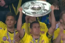 💛🖤衣新气更盛，心齐志永横！  多特蒙德 x @PUMA彪马   💪多特蒙德2024/25赛季全新客场球衣正式发布！ #多特蒙德 #dou来足球季视频封面