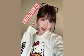 自拍小技巧！眼神不呆/显脸小！ #拍照姿势 #自拍姿势 #拍照技巧