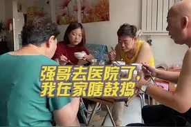不管是和公公婆婆住在一起，还是我们一家三口搬出来独住，每一天都有在好好生活哦……最好的生活状态，就是奔走在自己的热爱里#记录真实生活 #婚后生活vlog #平淡生活视频封面