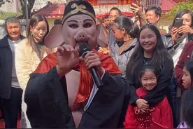 感谢真彩影视婚庆老板兄弟朋兄的邀请 祝你新婚快乐，家庭幸福，事业有成，蒸蒸日上#新婚现场 #真彩影视  #喜结良缘 #黎氏家族 #八戒伟仔视频封面