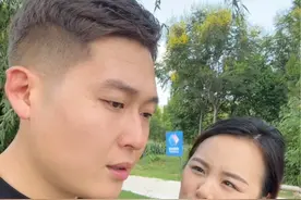 中年夫妻亲一口，（） #夫妻日常 #内容过于真实 #看一遍笑一遍视频封面