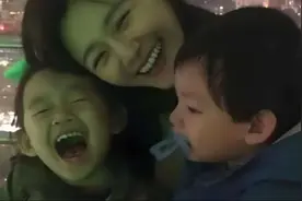 大S一双儿女现身北京#大s （来源：三湘都市报）