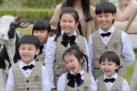 她93，我89我们拥有了七个孩子，葫芦娃已经凑齐了！#九口之家的快乐生活 #七个佩奇 #六个佩奇