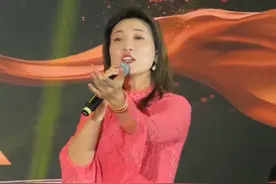 闫丽丽翻唱狼戈《苹果香》有滋有味，香甜可口！ #陕北之声 #陕北好声音 #苹果香翻唱 @闫丽丽～[西北文艺工作者]