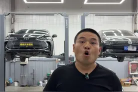 昭帅汽修厂姚厂长讲车丰田亚洲龙对比大众迈腾#带你懂车 #每天一个用车知识 #大众 #丰田#昭帅汽修