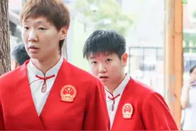 #表彰大会路透 穿着正装的奥运健儿们，一次看个够！#名场面 #孙颖莎 #王楚钦 #全红婵视频封面