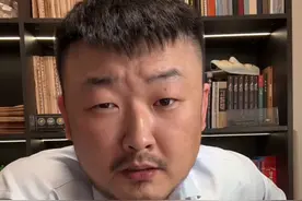 在银行买到掺假金条？ #银行回应网传有人买到掺假金条#黑袍律师视频封面