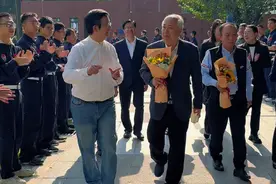 钱学森之子钱永刚，今年第二次到访电子科大实验中学#钱永刚 #两弹一星精神视频封面