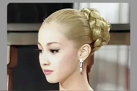 说她一句#颜霸 不过分吧！#泽尻英龙华 #颜值 #审美 #狼狈视频封面