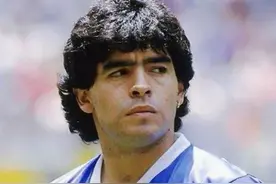 老马轻易不出右脚，因为一只左脚足够了#一代人的回忆 #当年他有多牛 #最喜欢的球星 #这谁顶得住啊 #马拉多纳视频封面