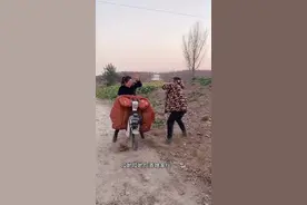 小舅子货故意的！#幽默段子 #看一遍笑一遍视频封面