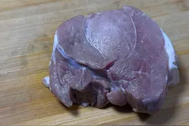 炒猪肉时，瘦肉发柴咬不动，教你一招，就像豆腐滑嫩，太香了视频封面