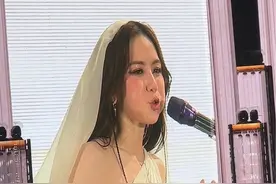 是谁接到了邓紫棋的四个飞吻？原来是我😘现场教学金鱼嘴请验收 @G.E.M邓紫棋 怎么那么可爱啊啊啊#邓紫棋 #邓紫棋鸟巢四连开