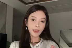 主包好努力bgm都自己唱🤔 #发牌 #发牌舞蹈挑战 #发牌翻唱 #何秋事的兵视频封面