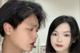 虽然隔着手机视频所带来的陪伴不如见面时的十分之一，但正是因为没办法见面，我们才要紧紧抓住这十分之一呀#异地恋 #情侣必看 #恋爱技巧 #情感共鸣