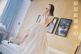 姐美到我只需要勾勾手指～#戚薇穿婚纱白月光回国 #戚薇视频封面