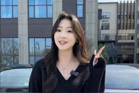 紧急提醒！特斯拉免费FSD仅限这批车型，快查你的系统版本！#特斯拉 #特斯拉FSD #自动辅助驾驶功能 #model3 #modely