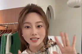 简单又好看的5种丝巾系法！赶紧get起来吧！穿搭的点睛之笔就是它啦#丝巾系法大全 #一周穿搭不重样 #百变丝巾