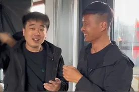 送朋友一个特殊的礼物 不仅特别合适 大家还很开心