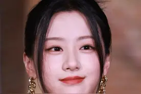 00后妹宝#包上恩 好好看的脸 是你心中的“黄蓉”吗#一张初恋脸