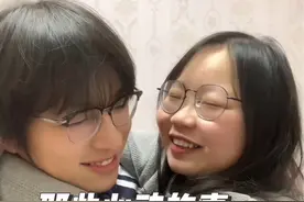 当男朋友和我和闺蜜一起旅游的时候，他真的做了很多让我心动的事情哈哈哈！九年老夫妻啦！#情侣 #日常vlog #恋爱日常 #恋爱vlog