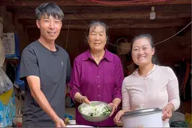 第二次来到了四川大凉山的会理，这里的老乡和我们山东一样，都很热情好客，感谢阿姨一家人的热情款待。#2024新农人计划 #记录真实生活 #四川美好推荐官 #美丽乡村 #石榴