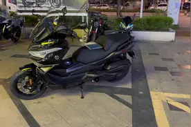 无极SR4MAX智享版出发#惠州无极机车体验店启盛兴车行 #摩托车视频封面