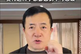 机器人跳舞，后空翻火爆出圈！#邹先华 #机器人 #ai #人工智能视频封面