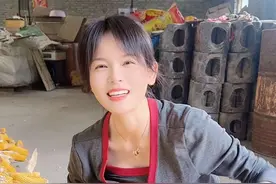 她现在多少有点飘了，居然敢破罐子破摔了！视频封面