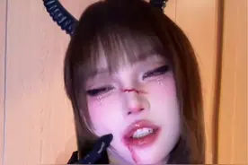 听说紫色很有韵味 那快来学这个紫调小恶魔妆容过万圣吧！！ #美妆模范生 #妆点我的人生 #万圣玩妆派对 #万圣节妆造已经准备好了 #新手化妆教程