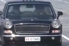 细节泪目！#空着的1945检阅车#