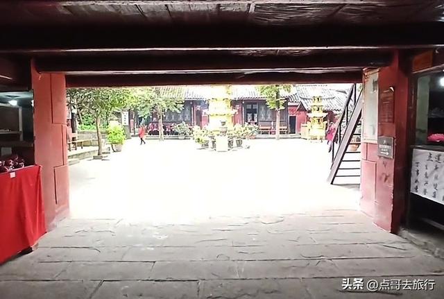 成都最神奇寺庙，寺内藏有县衙，这应该是全国唯一，地铁公交可达