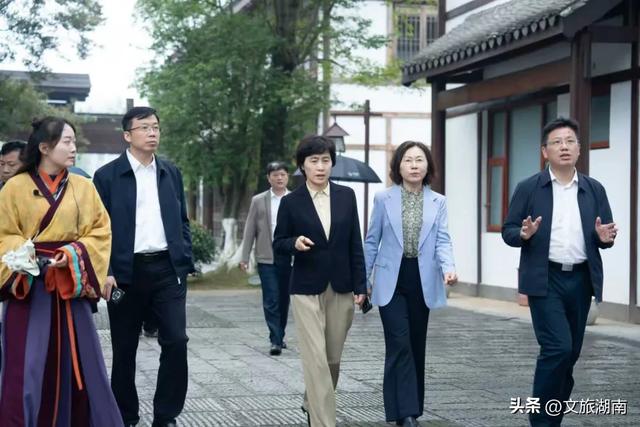 李爱武赴常德、益阳调研“双节”假期景区安全生产和运营服务保障工作
