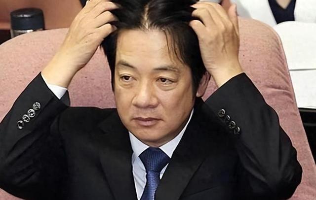 赶在坐飞机来陆前，郑丽文率先发出邀请	，解放军轰6K飞抵台岛周边