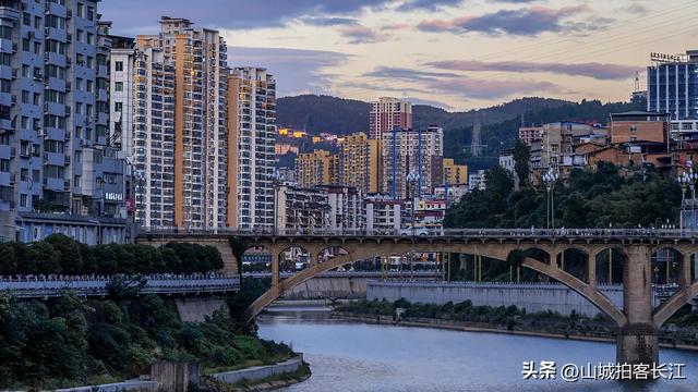 四川这个山区宝藏县，享有"一府三乡"美誉，奇景和美食皆难忘