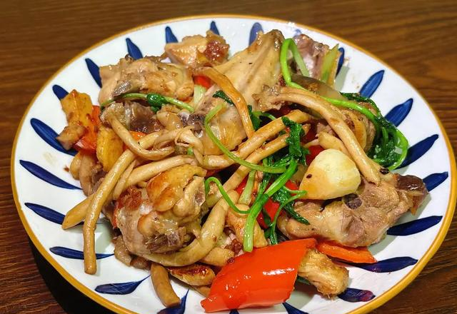 男人想强壮	，多吃这3种肉！连续吃一周，精力充沛，干活猛！